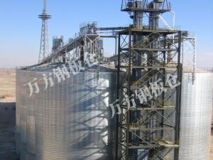 鋼板倉(cāng)雨季施工需要注意哪些事項(xiàng)？